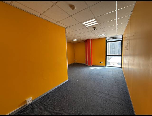 310M² OFFICE TO LET IN ROSEBANK